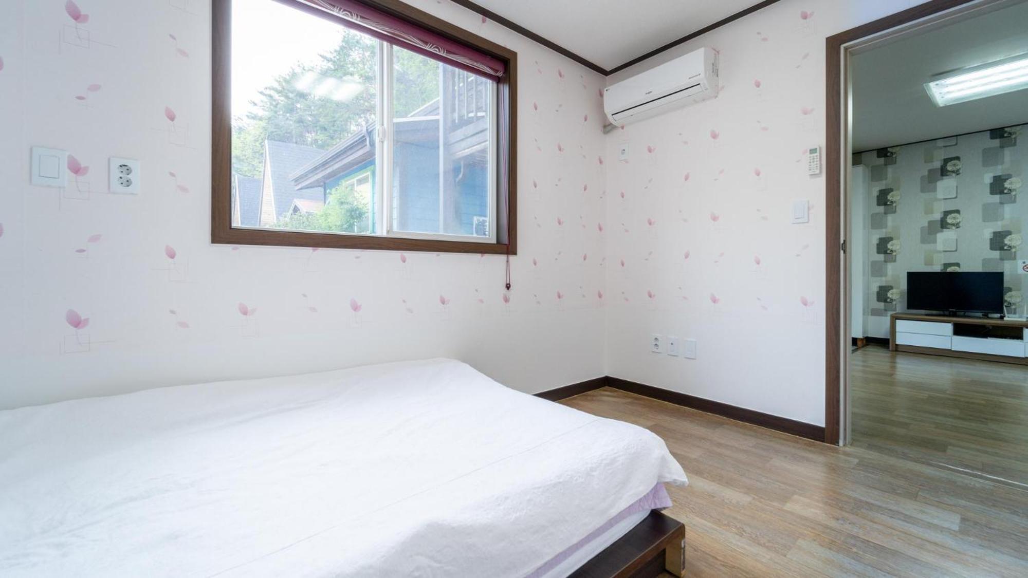 Samcheok Deulre Pension Room photo