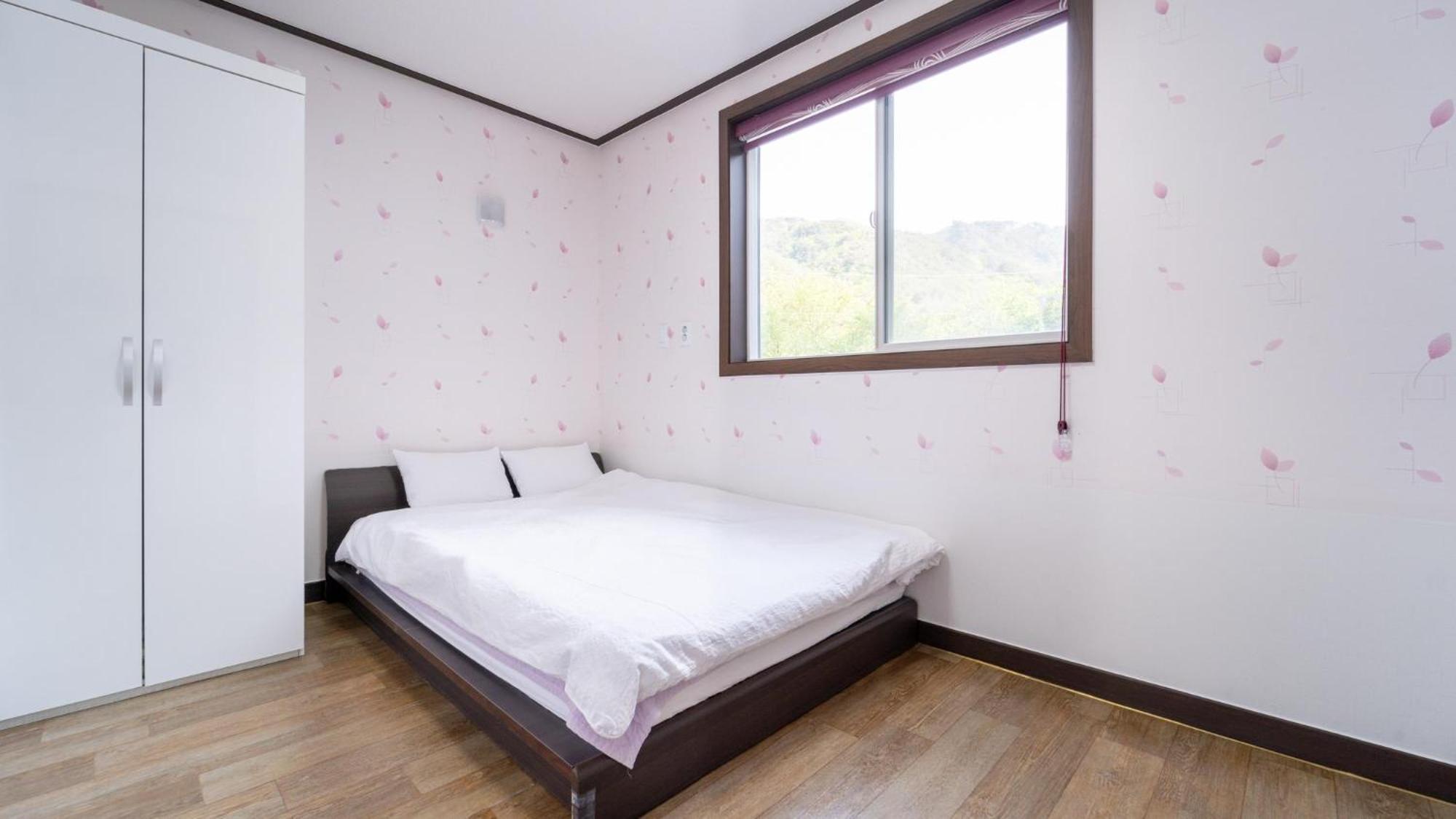 Samcheok Deulre Pension Room photo